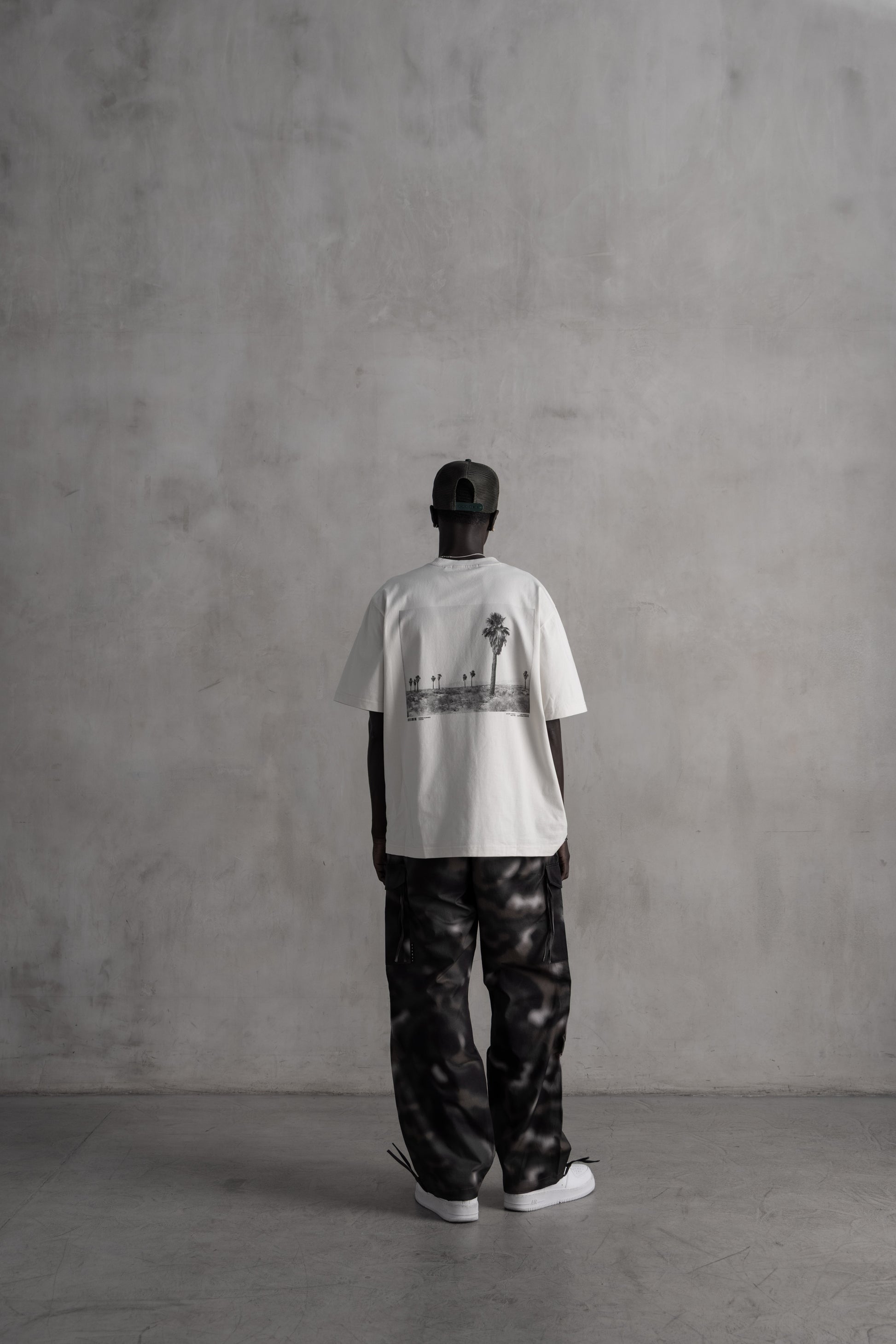 Desert Palms Relaxed Tee