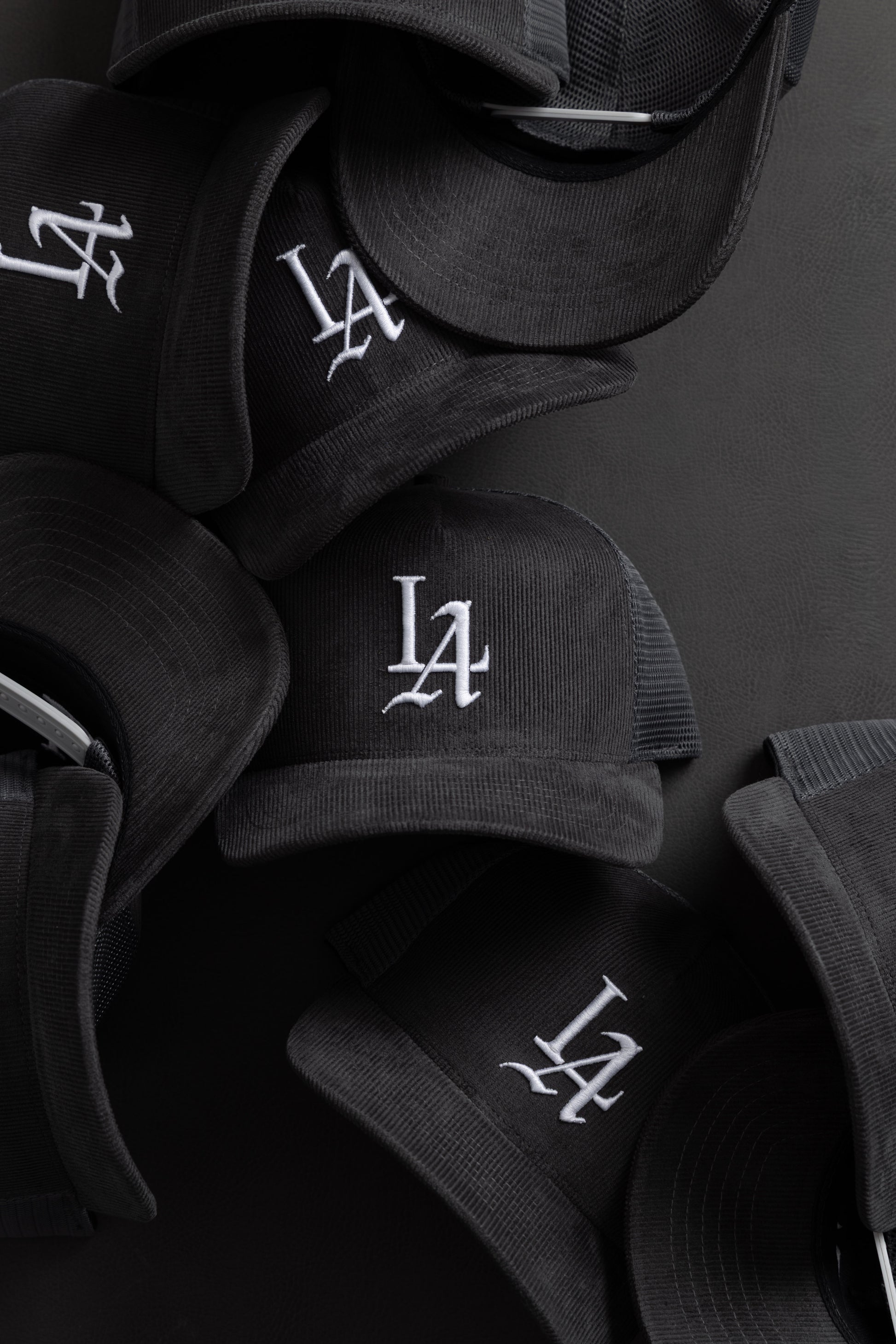 LA 001 Corduroy Trucker