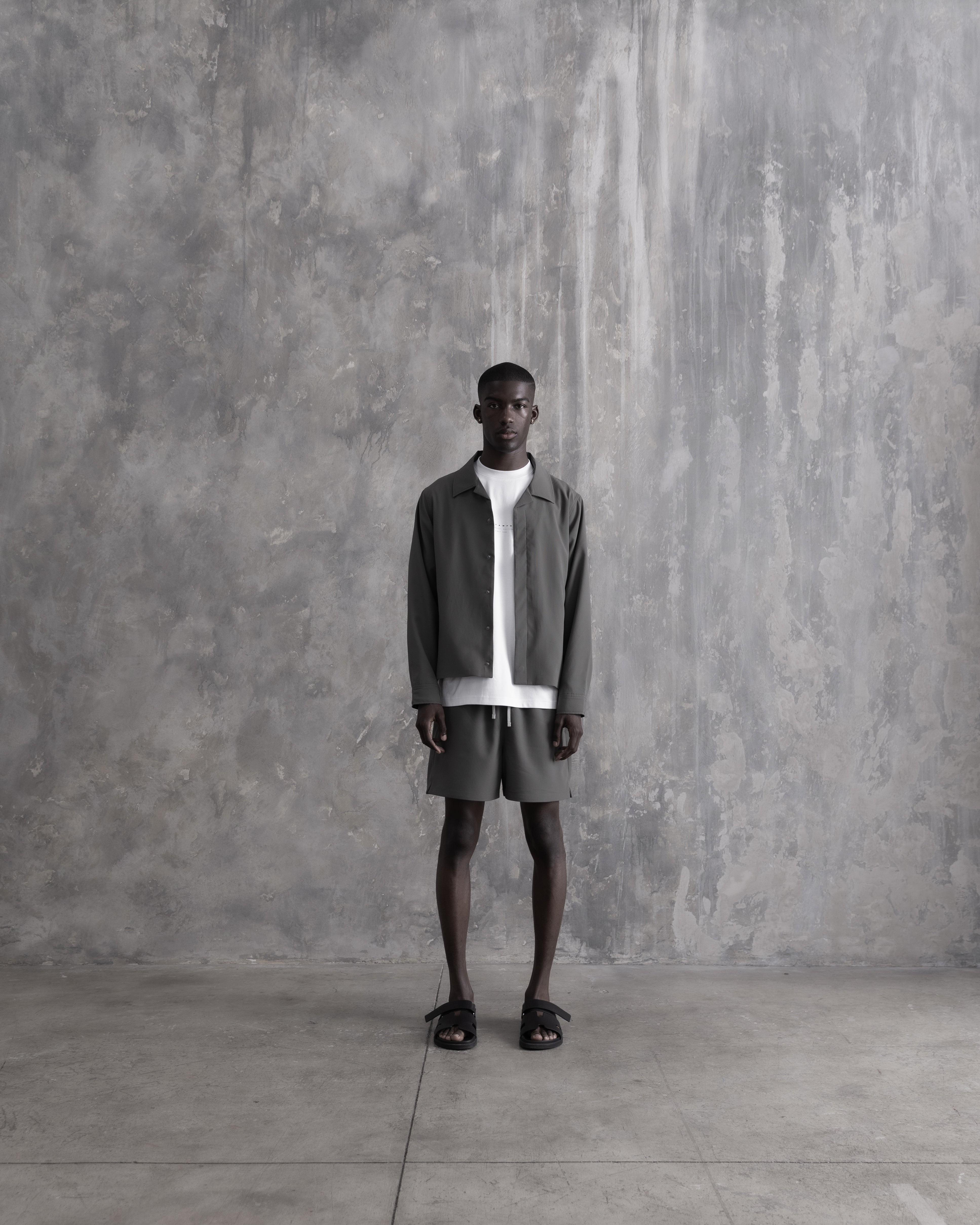 【STAMPD】 STRIKE LOGO RELAXED TEE Strike Stack Logo Relaxed Tee – Stampd