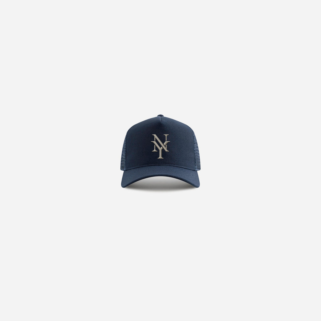 NY 001 Structured Trucker