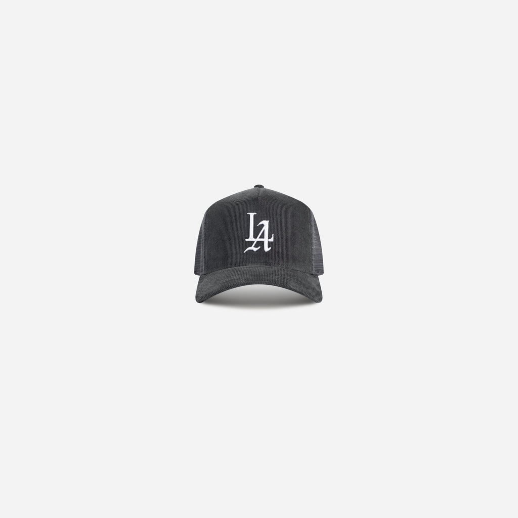 LA 001 Corduroy Trucker