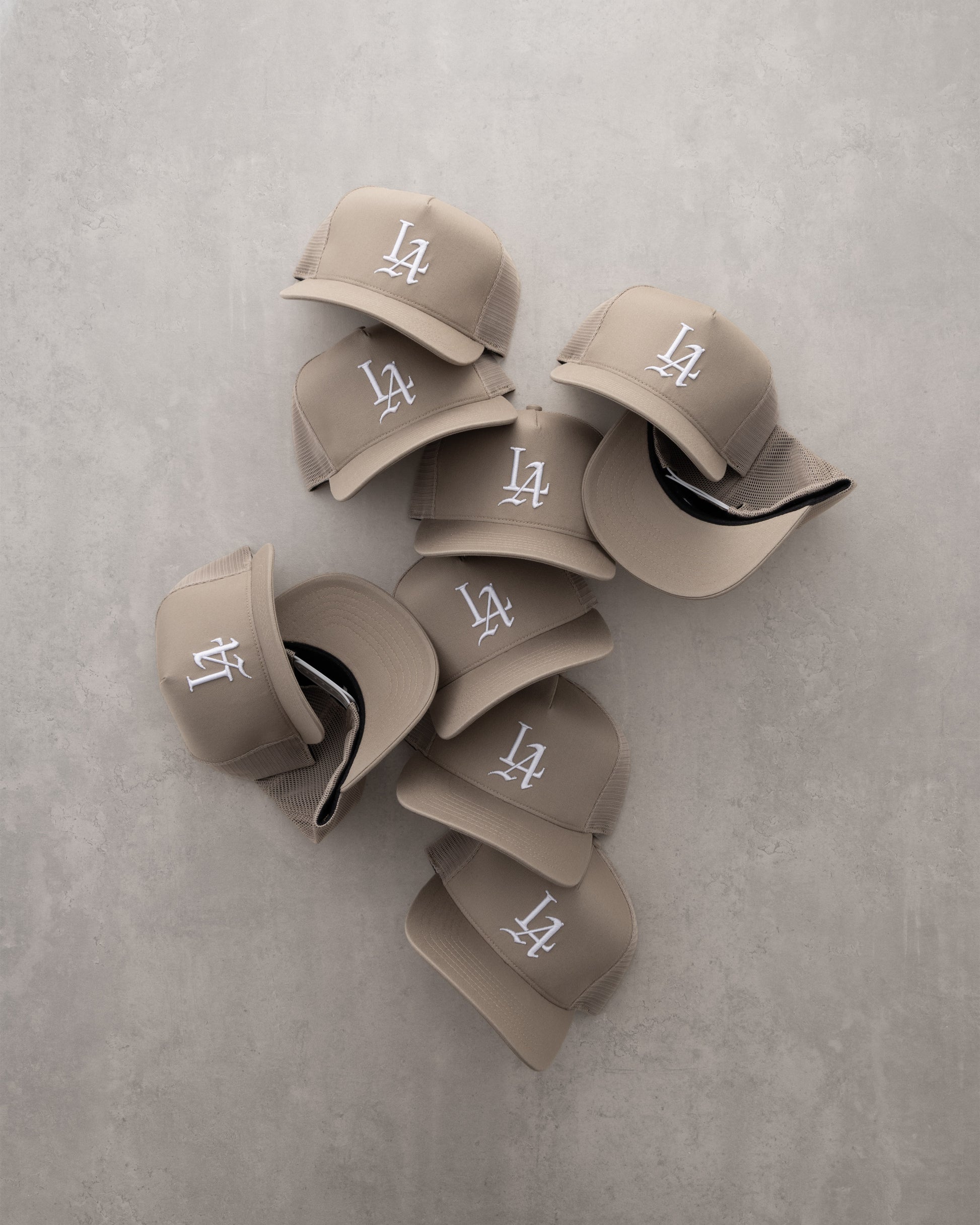 LA 001 Twill Trucker