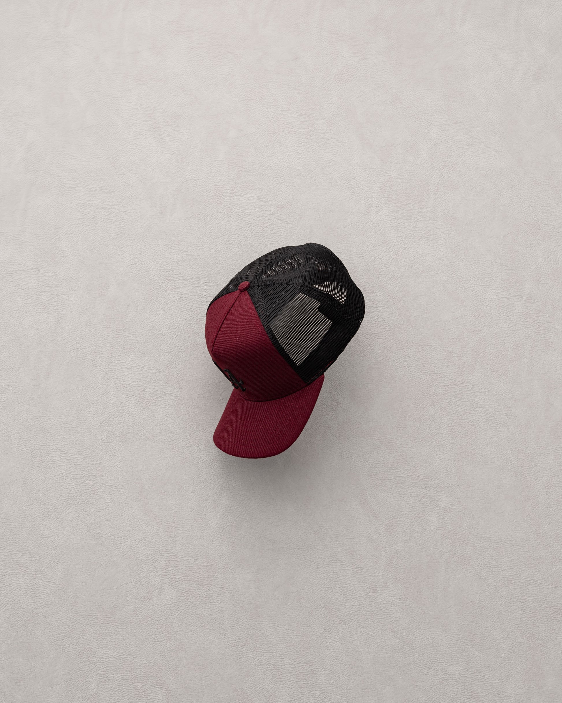 LA 001 Structured Trucker
