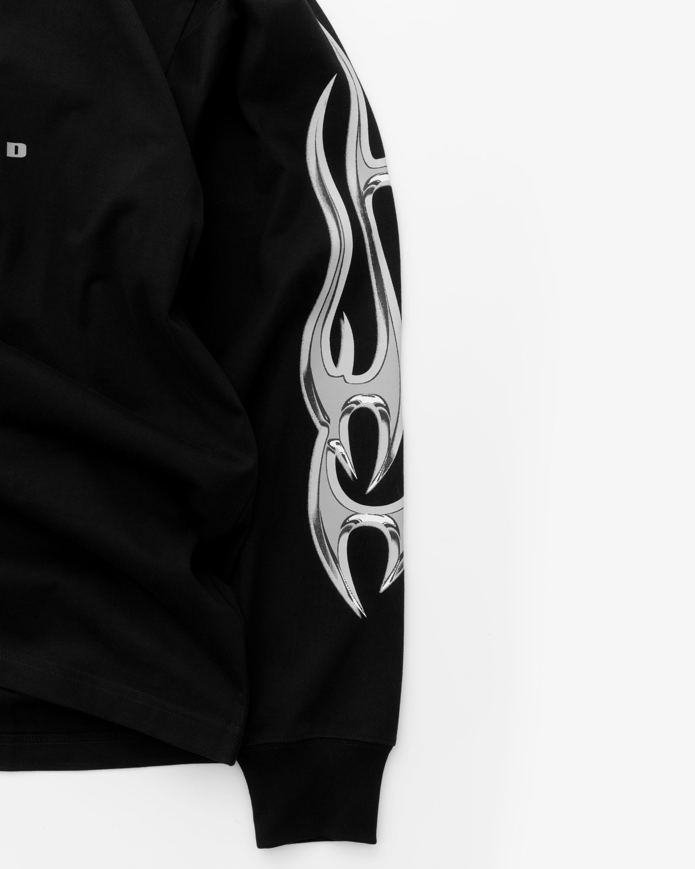 【STAMPD】CHROME STAR RELAXED TEE Chrome Flame LS Relaxed Tee – Stampd